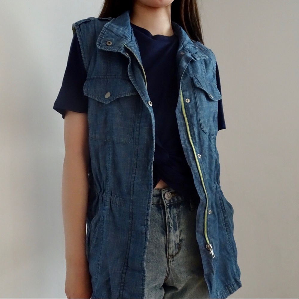 THIN DENIM VEST